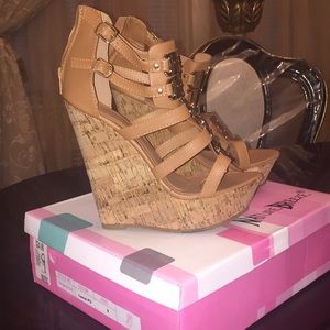 Wedges and true to size